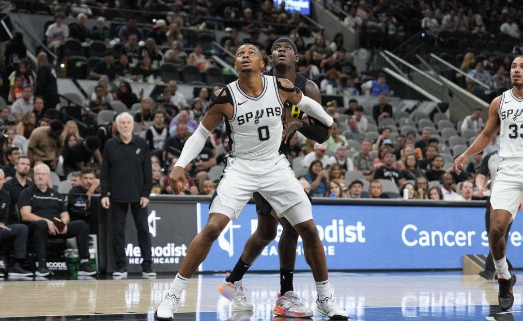 马刺三双失助攻，爵士客场大胜