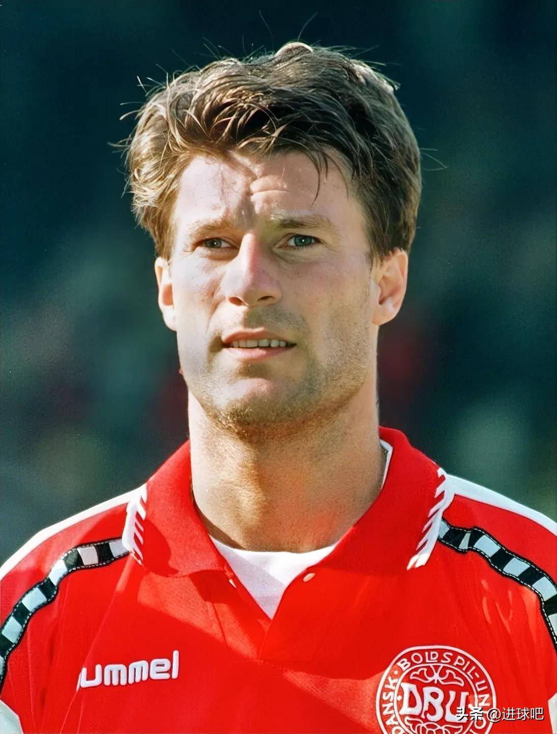 丹麦队大胜领跑，成功晋级欧洲杯资格赛