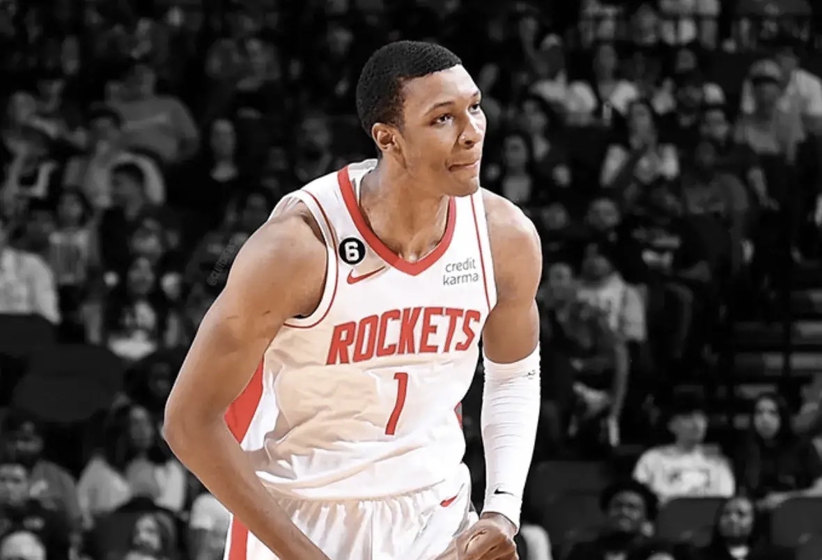 关于武大靖复出首秀出彩,洛杉矶湖人主场绝杀明尼苏达森林狼,豪取11连胜的信息